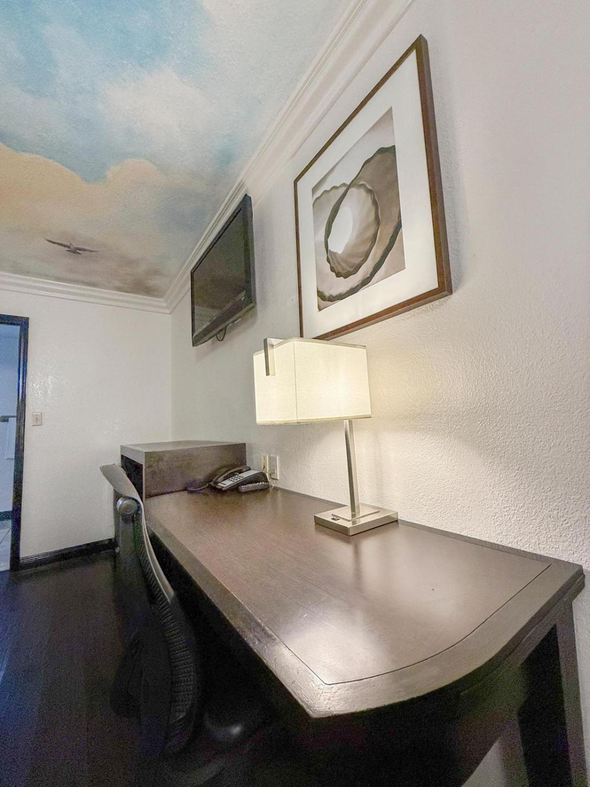 Super 7 Motel - Anaheim Packing District & Disneyland Екстериор снимка